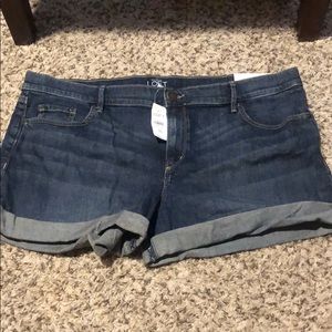 NWT Jean Short